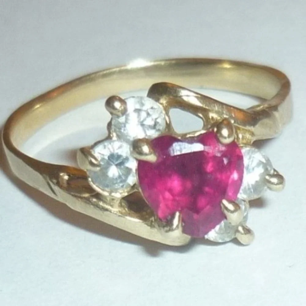 10K Yellow Gold Heart Ruby Diamond Accent Bypass Ring 417 ASK 2.12g Size 7